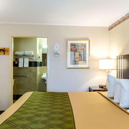 Fairbridge Inn Express Pittsfield Zewnętrze zdjęcie