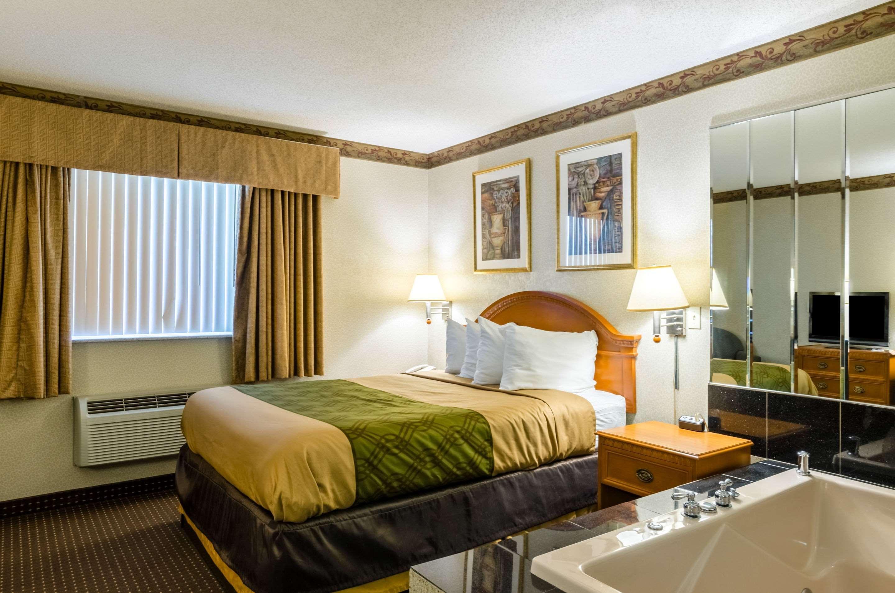 Fairbridge Inn Express Pittsfield Zewnętrze zdjęcie